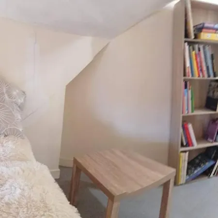 Maison Pittoresque Avec Jardinet Vakantiehuis