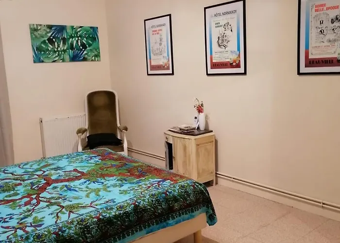 Maison Pittoresque Avec Jardinet Дом отдыха