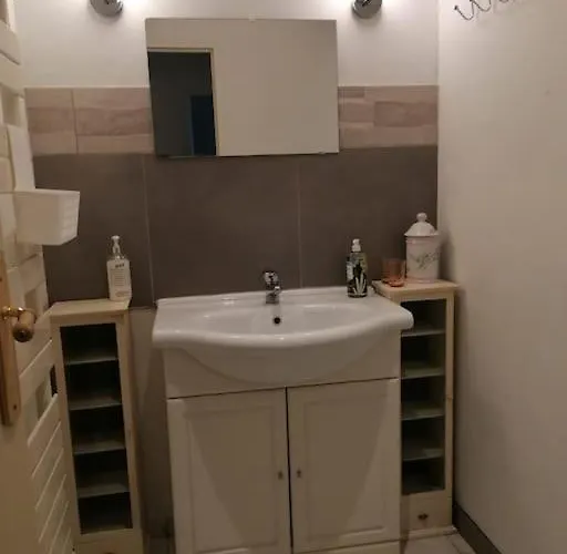 Дом отдыха Maison Pittoresque Avec Jardinet *